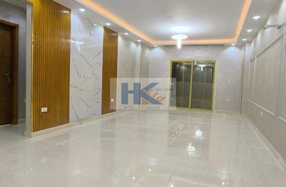 Apartment - 3 Bedrooms - 2 Bathrooms for sale in Gate 2 - Khafre - Hadayek El Ahram - Giza