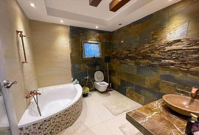 8327141 - Property Image 3