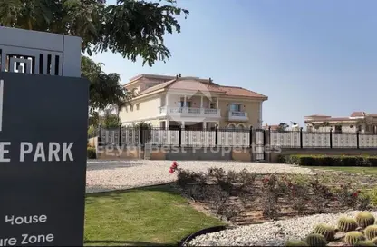 Townhouse - 3 Bedrooms - 3 Bathrooms for sale in Hyde Park - New Cairo City - Cairo