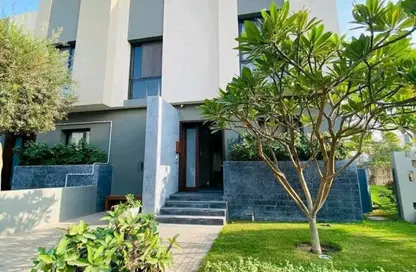 فيلا - 5 غرف نوم - 4 حمامات للبيع في كمبوند البروج - كمبوندات الشروق - مدينة الشروق - القاهرة