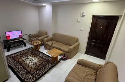 Apartment - 2 Bedrooms - 1 Bathroom for rent in 1st District - Sheikh Zayed City - Giza