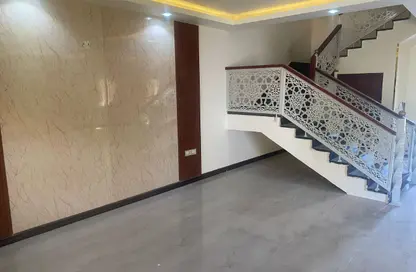 فيلا - 3 غرف نوم - 3 حمامات للايجار في مدينتي - القاهرة