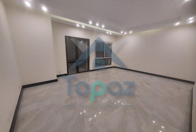 8220625 - Property Image 2