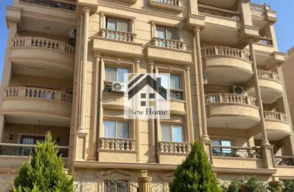 Apartment - 3 Bedrooms - 2 Bathrooms for sale in North Lotus - El Lotus - New Cairo City - Cairo