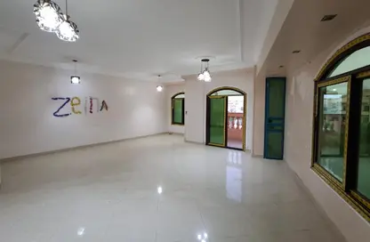 Apartment - 3 Bedrooms - 2 Bathrooms for rent in 10th District - Sheikh Zayed City - Giza