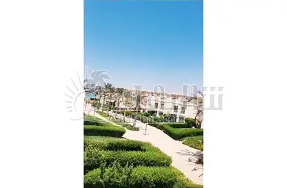 شاليه - 2 غرف نوم - 1 حمام للبيع في قرية بلاجيو - العين السخنة - السويس