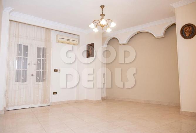 8444037 - Property Image 2