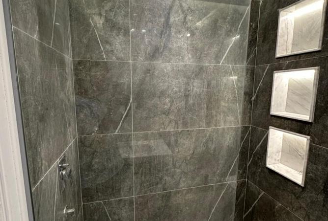 8034060 - Property Image 2