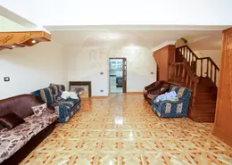 دوبلكس - 2 غرف نوم - 3 حمامات للبيع في محطة الرمل - حي وسط - الاسكندرية