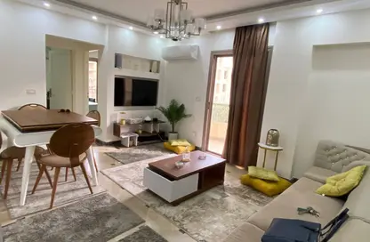 Apartment - 2 Bedrooms - 1 Bathroom for rent in Al Ashrafiya - North Investors Area - New Cairo City - Cairo