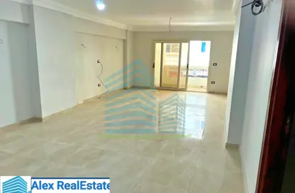 Apartment - 3 Bedrooms - 2 Bathrooms for rent in Mostafa Kamel St. - Smouha - Hay Sharq - Alexandria