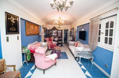 Apartment - 3 Bedrooms - 1 Bathroom for sale in Janaklees - Hay Sharq - Alexandria
