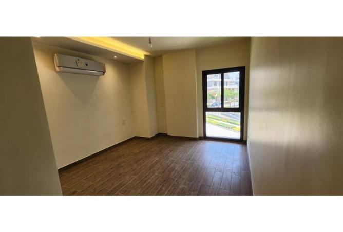 8006315 - Property Image 2