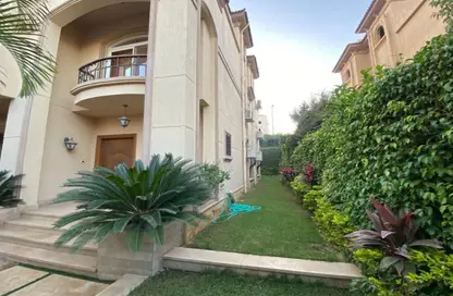 Villa - 5 Bedrooms - 5 Bathrooms for sale in Etapa - Sheikh Zayed Compounds - Sheikh Zayed City - Giza