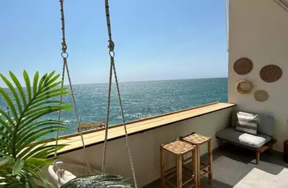 دوبلكس - 4 غرف نوم - 4 حمامات للبيع في بيت البحر - سيدي حنيش - الساحل الشمالي