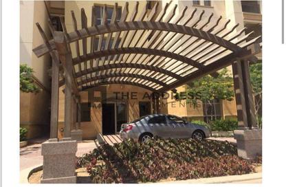 Apartment - 2 Bedrooms - 3 Bathrooms for sale in Uptown Cairo - Mokattam - Cairo