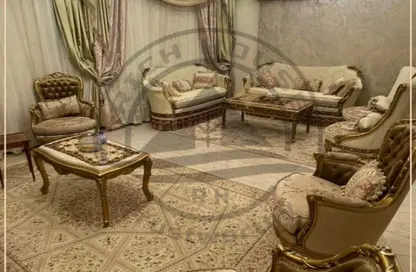 شقة - 3 غرف نوم - 3 حمامات للايجار في شارع ابراهيم الالفي - لوران - حي شرق - الاسكندرية