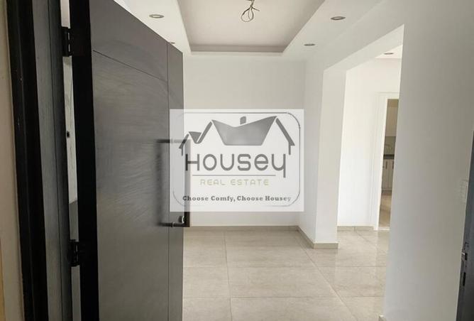 8260294 - Property Image 3