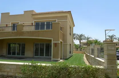Villa - 4 Bedrooms - 4 Bathrooms for sale in Stone Park - 5th Settlement Compounds - The 5th Settlement - New Cairo City - Cairo