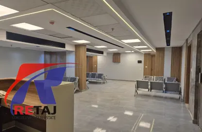 Clinic - Studio - 1 Bathroom for rent in Al Tayaran St. - Manteqet Al Cinema - Nasr City - Cairo