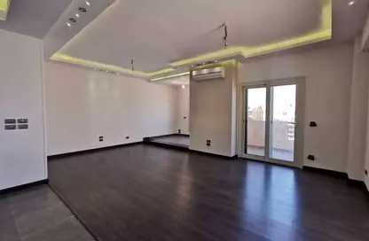 Apartment - 3 Bedrooms - 3 Bathrooms for rent in Ibrahim Al Mazny St. - El Banafseg 10 - El Banafseg - New Cairo City - Cairo