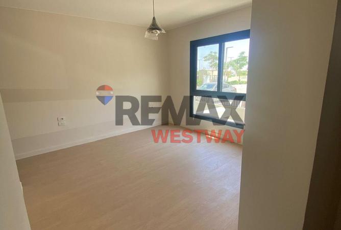 8371056 - Property Image 3