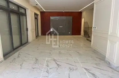 Villa - 4 Bedrooms - 5 Bathrooms for sale in Westown - Sheikh Zayed Compounds - Sheikh Zayed City - Giza