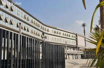 Retail - Studio - 1 Bathroom for sale in Sway Mall - Mohamed Naguib Axis - North Investors Area - New Cairo City - Cairo