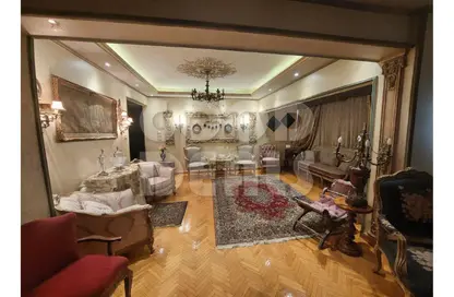 Apartment - 3 Bedrooms - 2 Bathrooms for sale in Hay El Maadi - Cairo