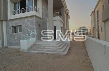 Villa - 5 Bedrooms - 6 Bathrooms for sale in Cairo Festival City - North Investors Area - New Cairo City - Cairo
