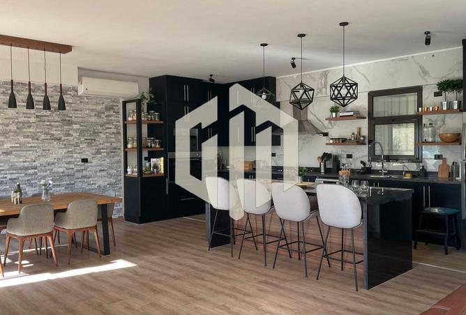 8026649 - Property Image 2