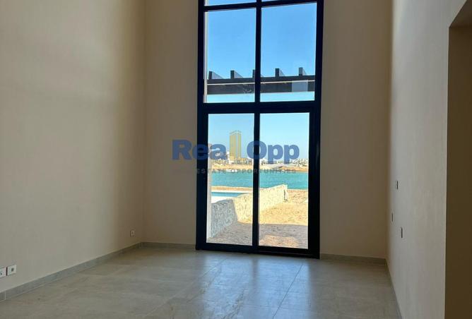 8121062 - Property Image 2