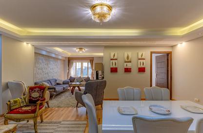 Apartment - 4 Bedrooms - 3 Bathrooms for rent in El Manial - Hay El Manial - Cairo