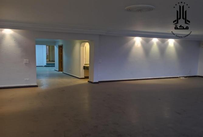 8369570 - Property Main Image