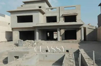 Villa - 5 Bedrooms - 6 Bathrooms for sale in Royal City - Sheikh Zayed Compounds - Sheikh Zayed City - Giza