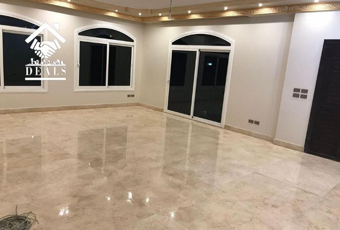 8439910 - Property Image 3