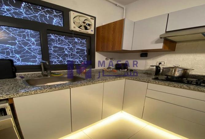 8018894 - Property Image 2