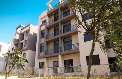 Apartment - 2 Bedrooms - 1 Bathroom for sale in Moon Residences - Fifth Square - The 5th Settlement - New Cairo City - Cairo