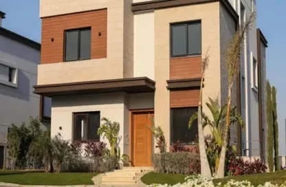 Villa - 4 Bedrooms - 4 Bathrooms for sale in Azzar - 5th Settlement Compounds - The 5th Settlement - New Cairo City - Cairo