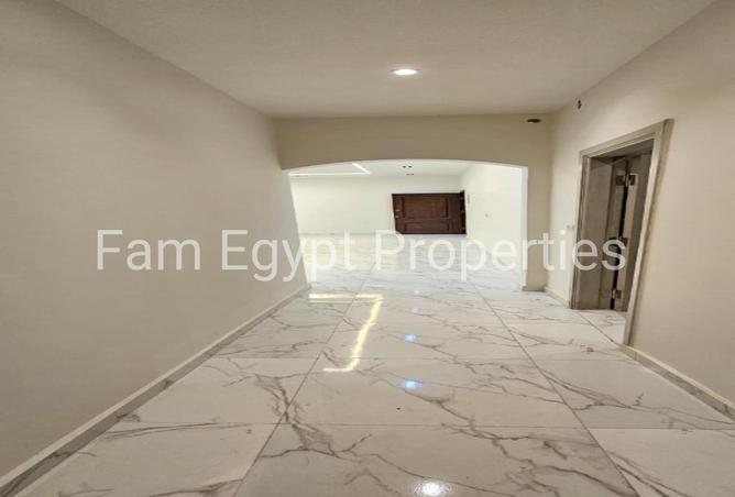 8420170 - Property Image 3