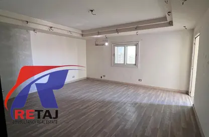 Apartment - 4 Bedrooms - 3 Bathrooms for sale in Abbas Al Akkad St. - 1st Zone - Nasr City - Cairo