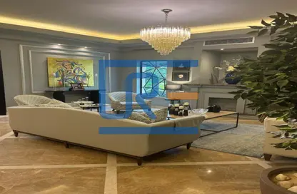 Villa - 3 Bedrooms - 4 Bathrooms for sale in Seasons Residence - Ext North Inves Area - New Cairo City - Cairo
