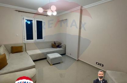 Apartment - 3 Bedrooms - 2 Bathrooms for sale in Kafr Abdo St. - Kafr Abdo - Roushdy - Hay Sharq - Alexandria