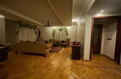 Apartment - 3 Bedrooms - 2 Bathrooms for sale in Al Gezira St. - South Investors Area - New Cairo City - Cairo