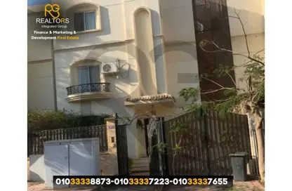 Townhouse - 3 Bedrooms - 3 Bathrooms for sale in Hadayek Al Mohandessin - 4th District - Sheikh Zayed City - Giza