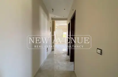 Apartment - 3 Bedrooms - 3 Bathrooms for sale in Al Shorouk Road - 1st Neighborhood - 8th District - Shorouk City - Cairo