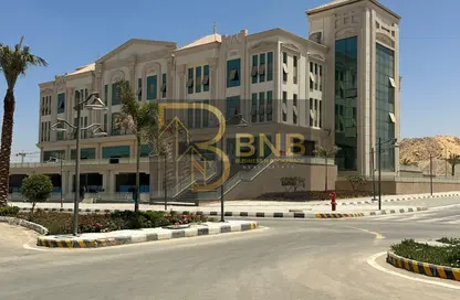 مساحات مكتبية - استوديو - 3 حمامات للايجار في محور محمد نجيب - المستثمرين الشمالية - مدينة القاهرة الجديدة - القاهرة