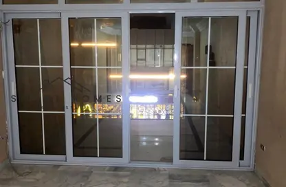Apartment - 2 Bedrooms - 2 Bathrooms for rent in Al Mostathmir El Saghir - 10th District - Sheikh Zayed City - Giza