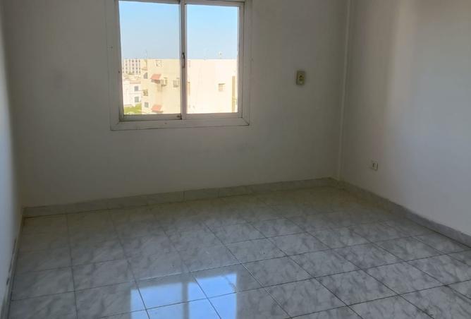 8521898 - Property Image 2