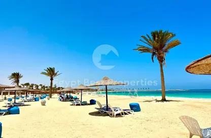 شاليه - 3 غرف نوم - 3 حمامات للبيع في المصيف - راس الحكمة - الساحل الشمالي
